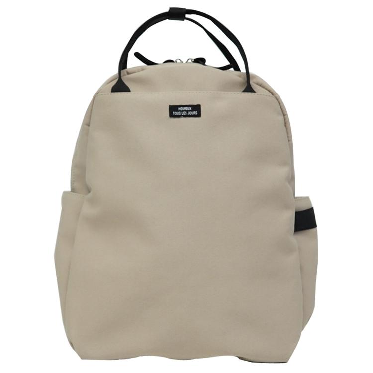 グレーベージュ