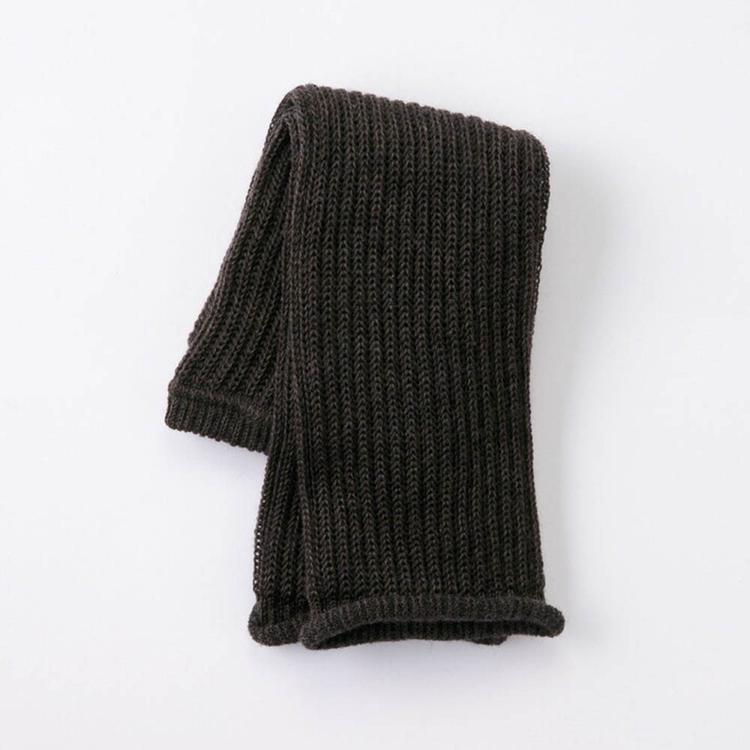 ダークブラウン