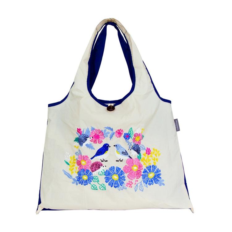 小鳥とハリネズミ