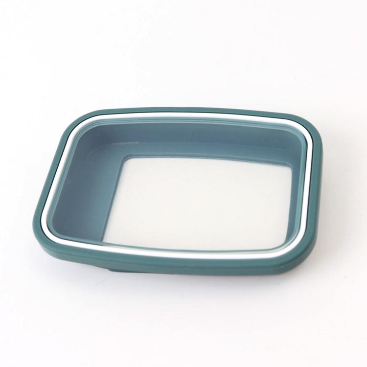 スモーキーグリーン