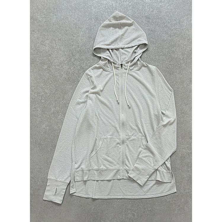 グレージュ