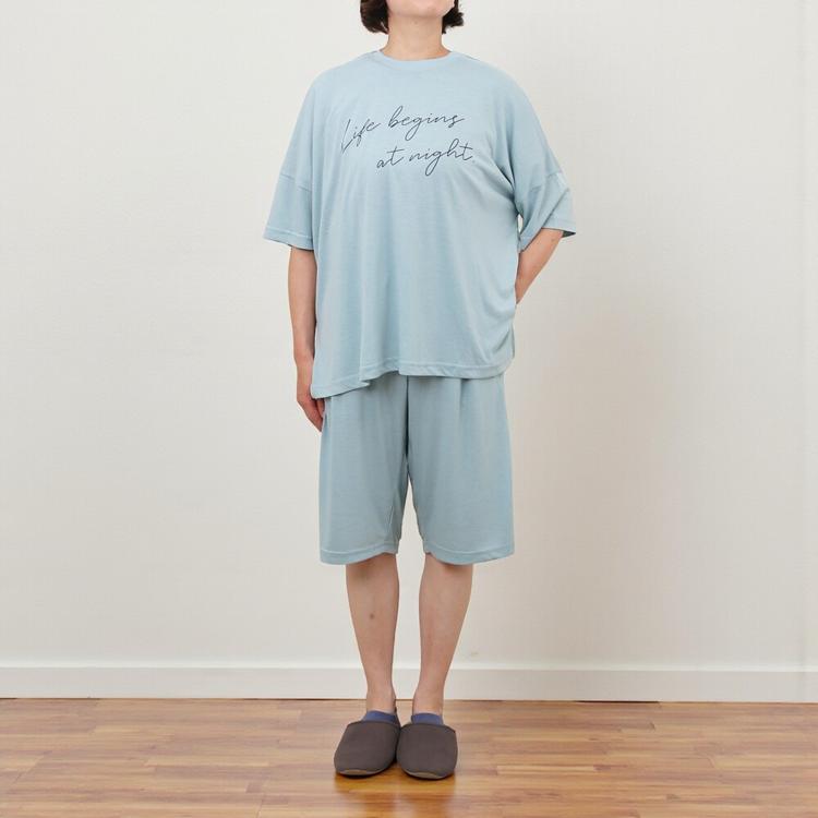 70.ミントグリーン