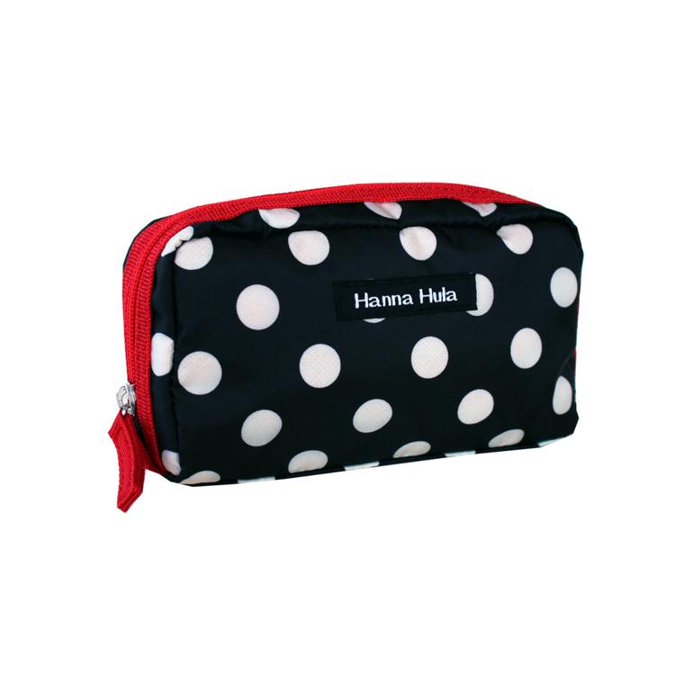 ポルカブラック