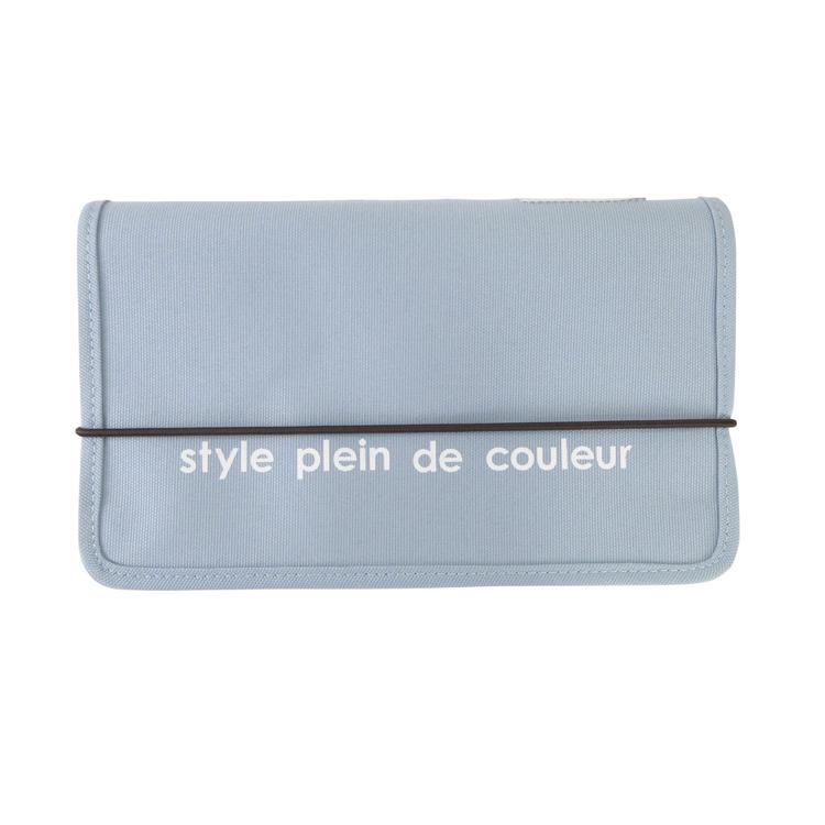 パウダーブルー