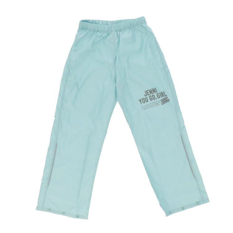 ライトグリーン