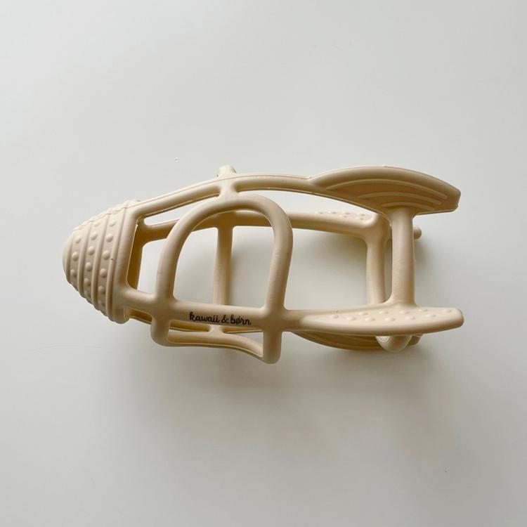 サンドベージュ