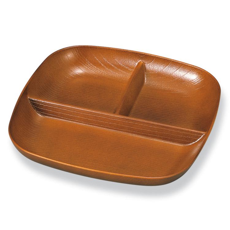 ライトブラウン