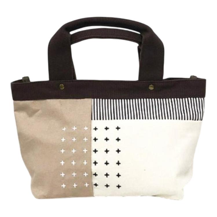 ダークブラウン