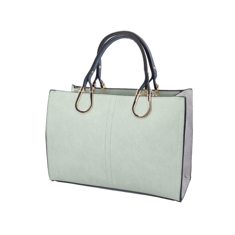 ライトグリーン