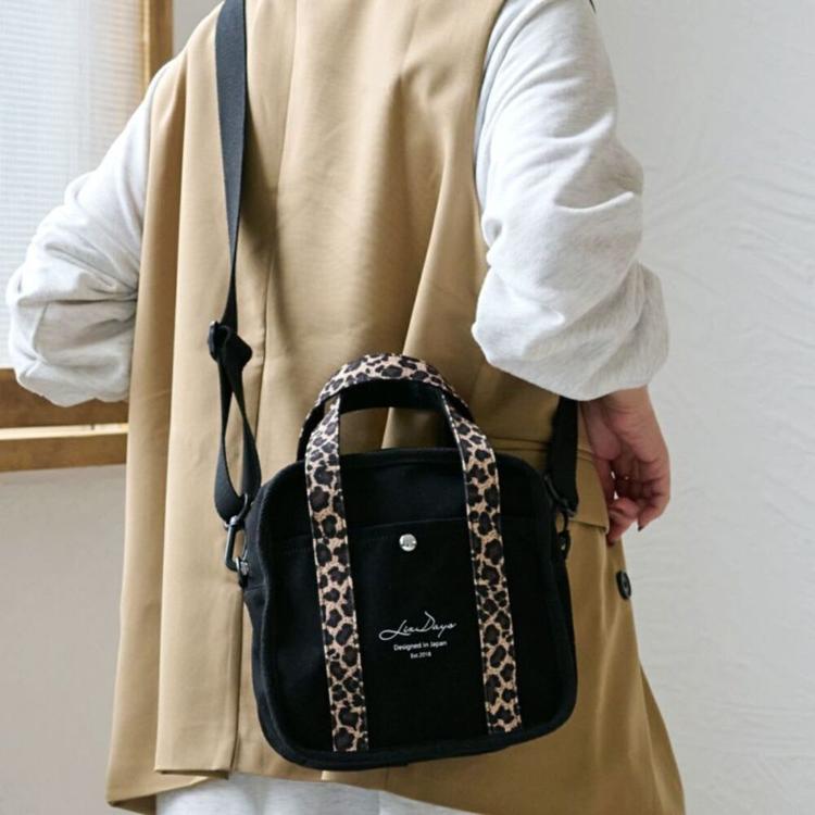 ブラック/BRレオパード