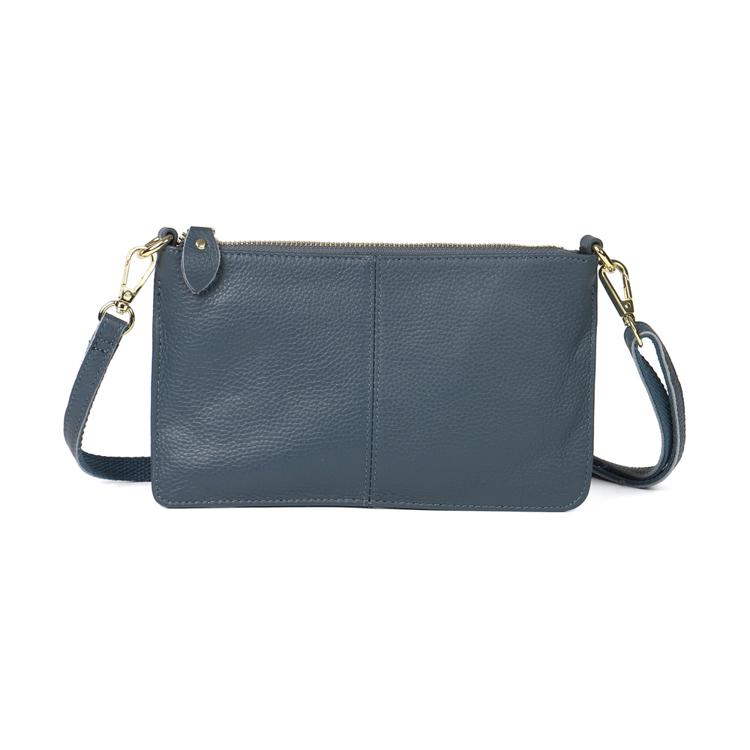 64.アイスブルー