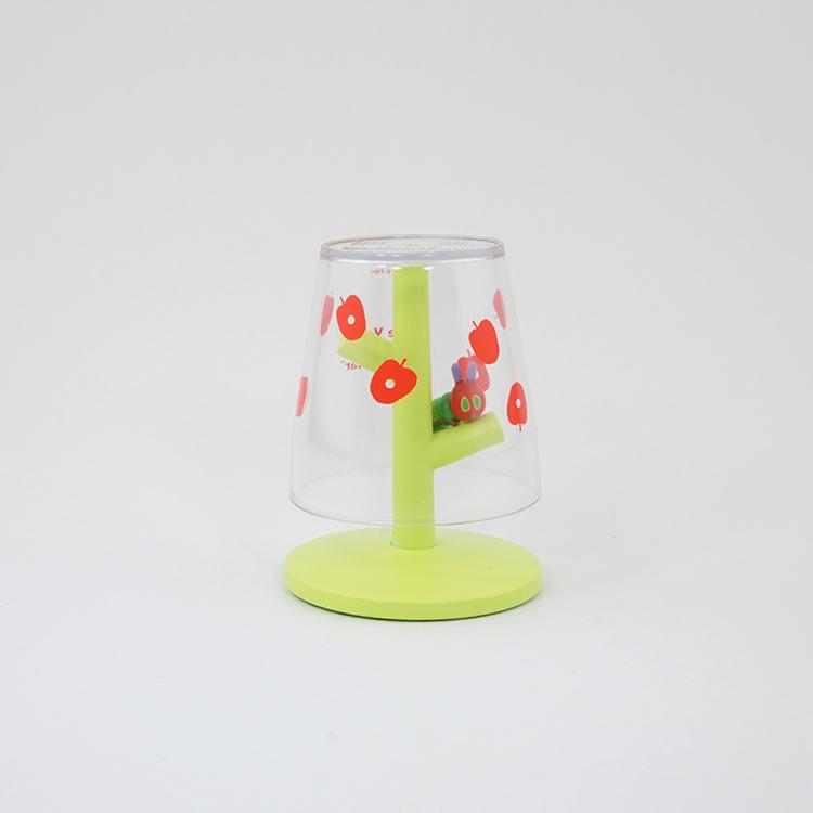 はらぺこあおむし