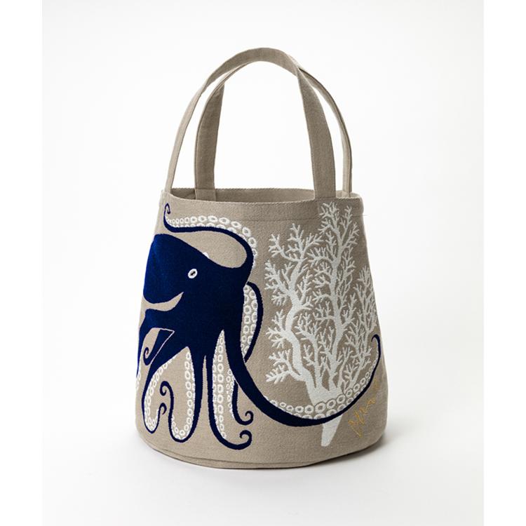 深海のダンスのタコたち