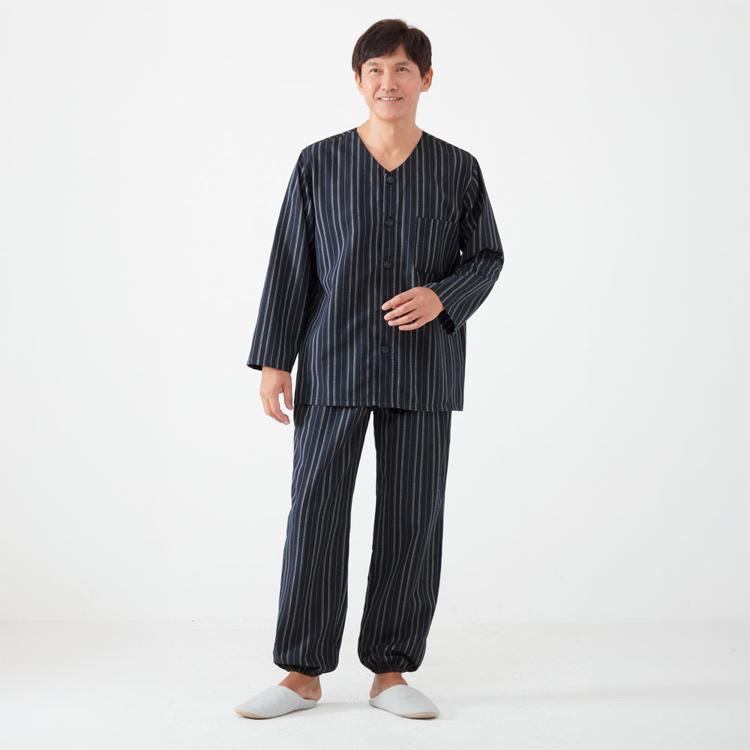 ネイビー