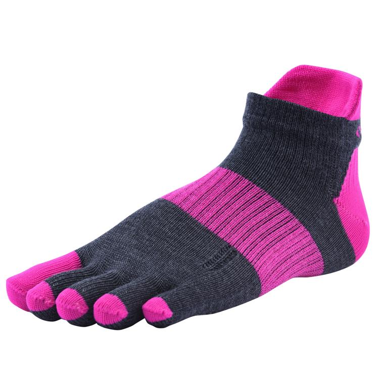 チャコール/ピンク