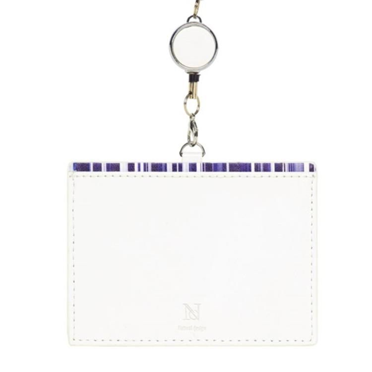 ホワイトブルー