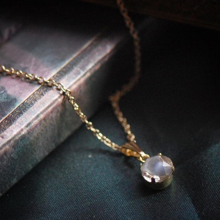 アンティークゴールド