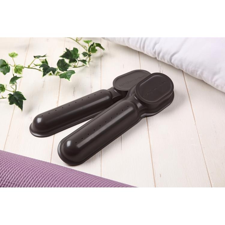 ダークブラウン