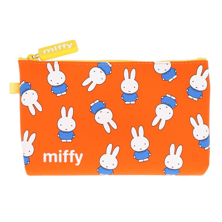 ミッフィースタンドレッド