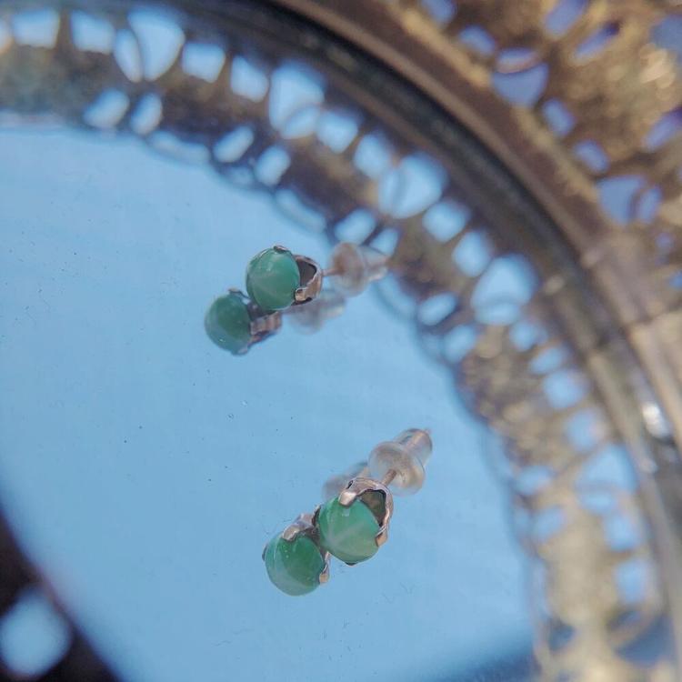 アンティークゴールド