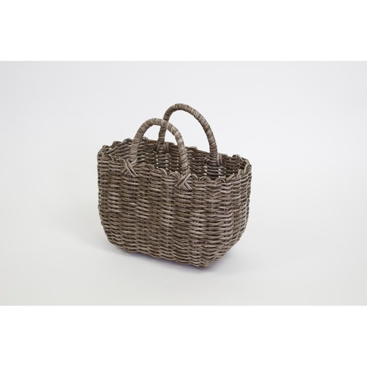 ダークブラウン