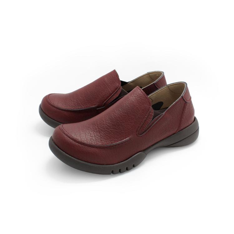 レッドブラウン