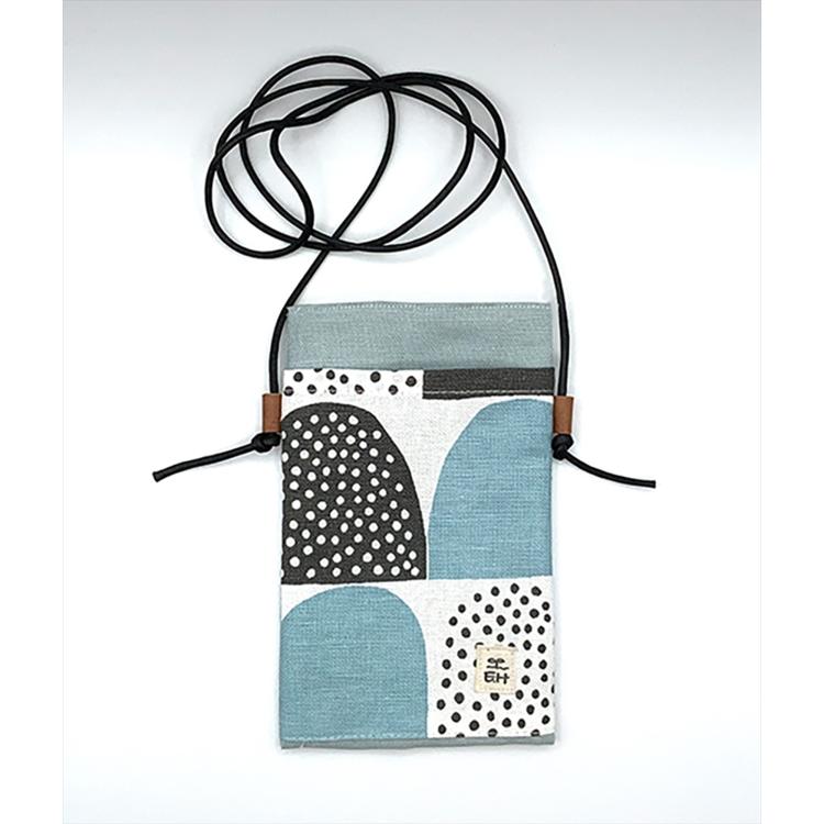 ライトブルー系