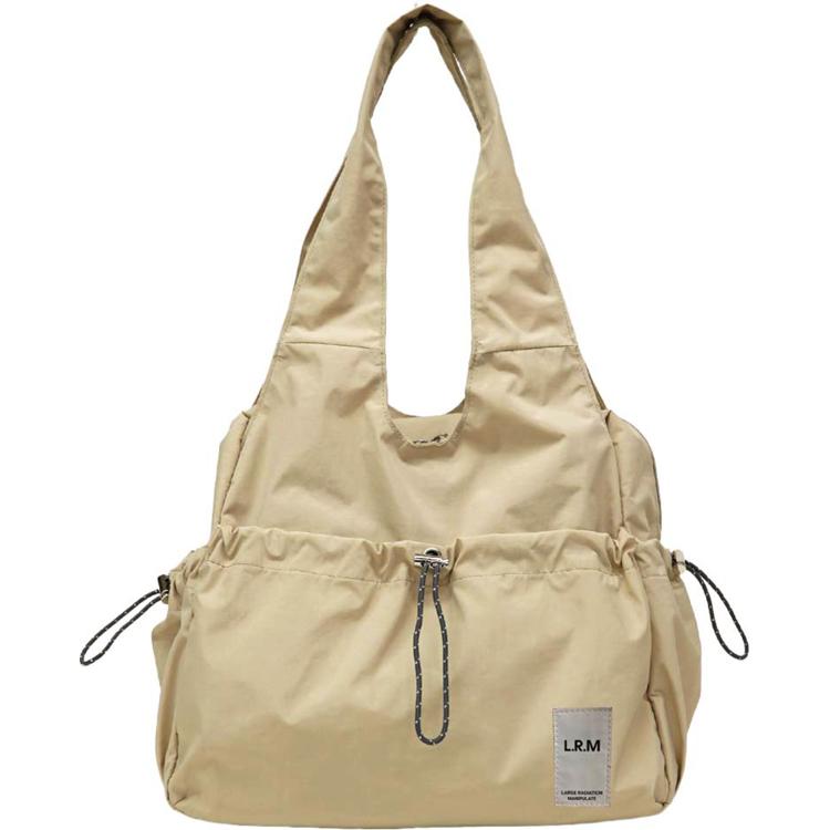 ライトベージュ