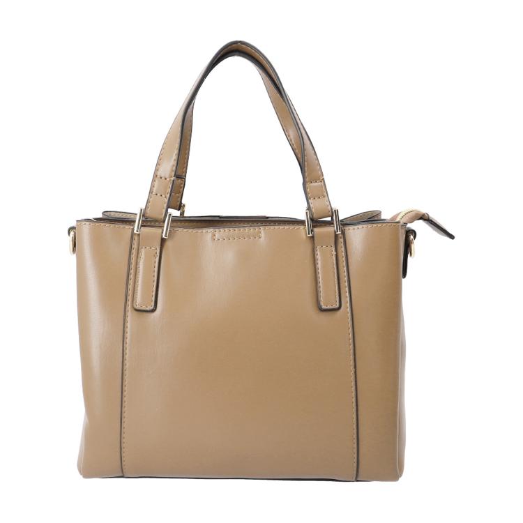 グレーベージュ