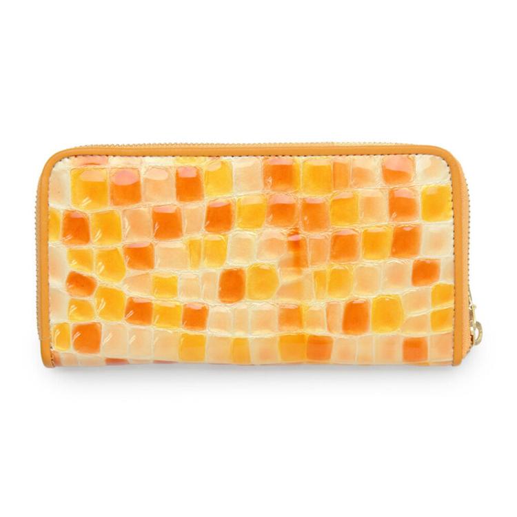 サフランイエロー