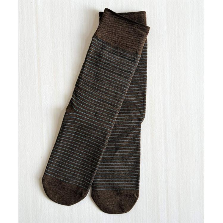 ダークブラウン