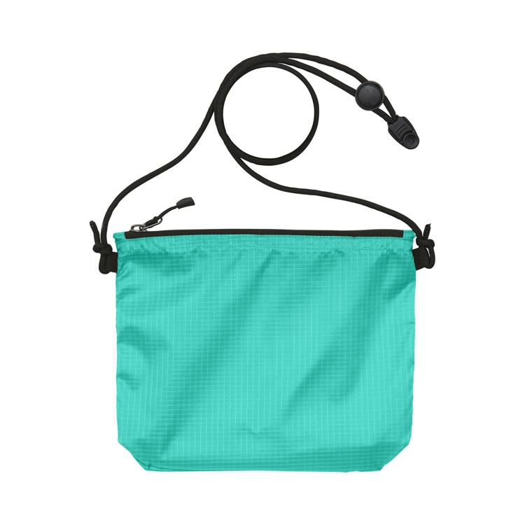 024.ミントグリーン