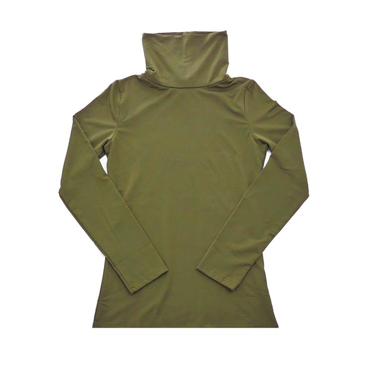 タートルネック.カーキ