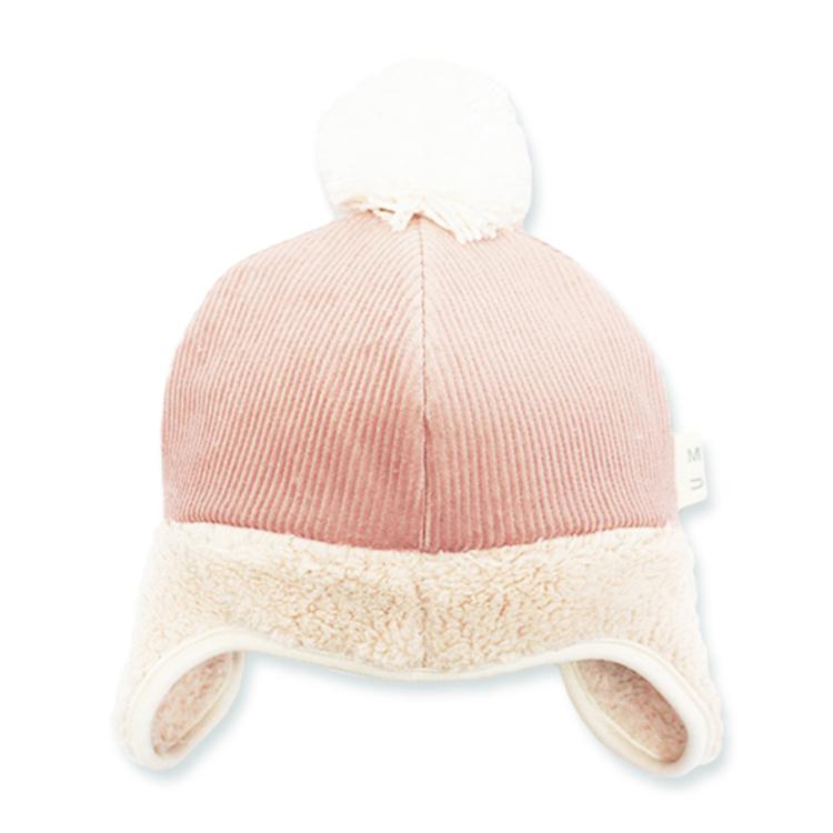 ピンクベージュ