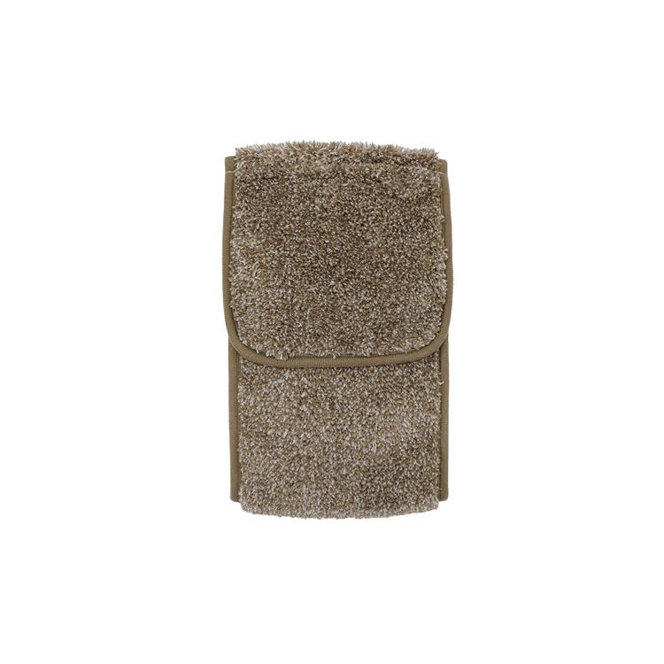 ベージュブラウン