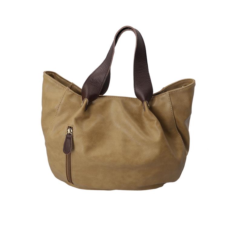 ライトグリーン