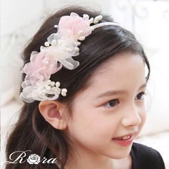 Rora カチューシャ キッズ 通販 ウェディング ヘッドドレス 髪飾り ヘアバンド 花 フラワー 細め 細い フォーマル 女の子 子供 子ども こども 結婚式 パーティー 卒園式 入学式 ピアノ発表会 七五三 誕生日 かわいい おしゃれ ヘアアクセサリー