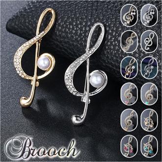 ブローチ おしゃれ 通販 イニシャルブローチ チャーム イニシャル ピンバッジ アクセサリー オシャレ な ピンズ レディース ピン 入学式 入園式 卒業式 卒園式 誕生日 母の日 ギフト 贈り物