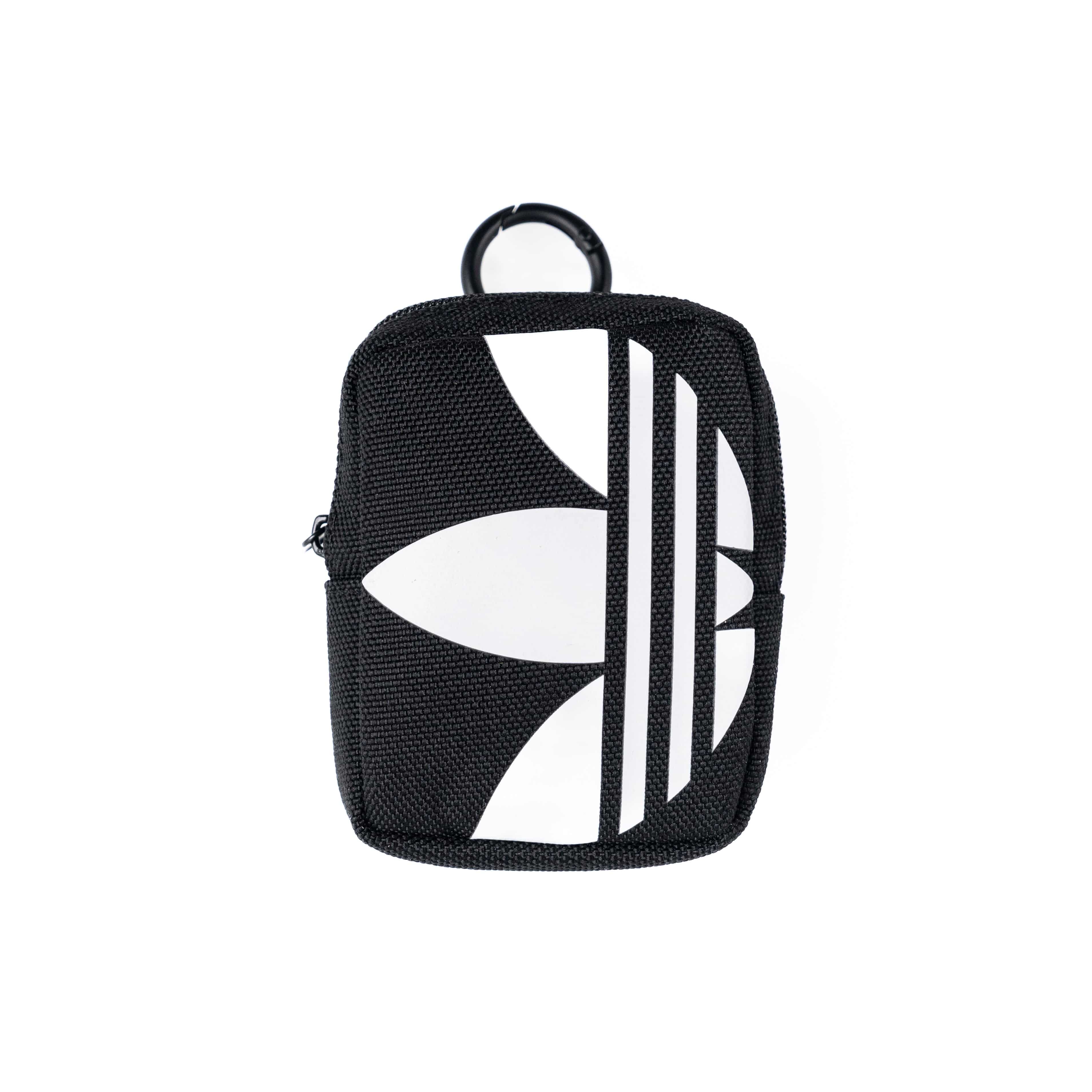[OUTLET] ユニバーサルポーチ スモール Black(ブラック)/White(ホワイト) Small Tech Pouch ロゴ イヤホン/ガジェット/小物入れ リング(カラビナ)付 adidas Originals[アディダス オリジナルス] ブラック/ホワイト 51724 (IQ5119)