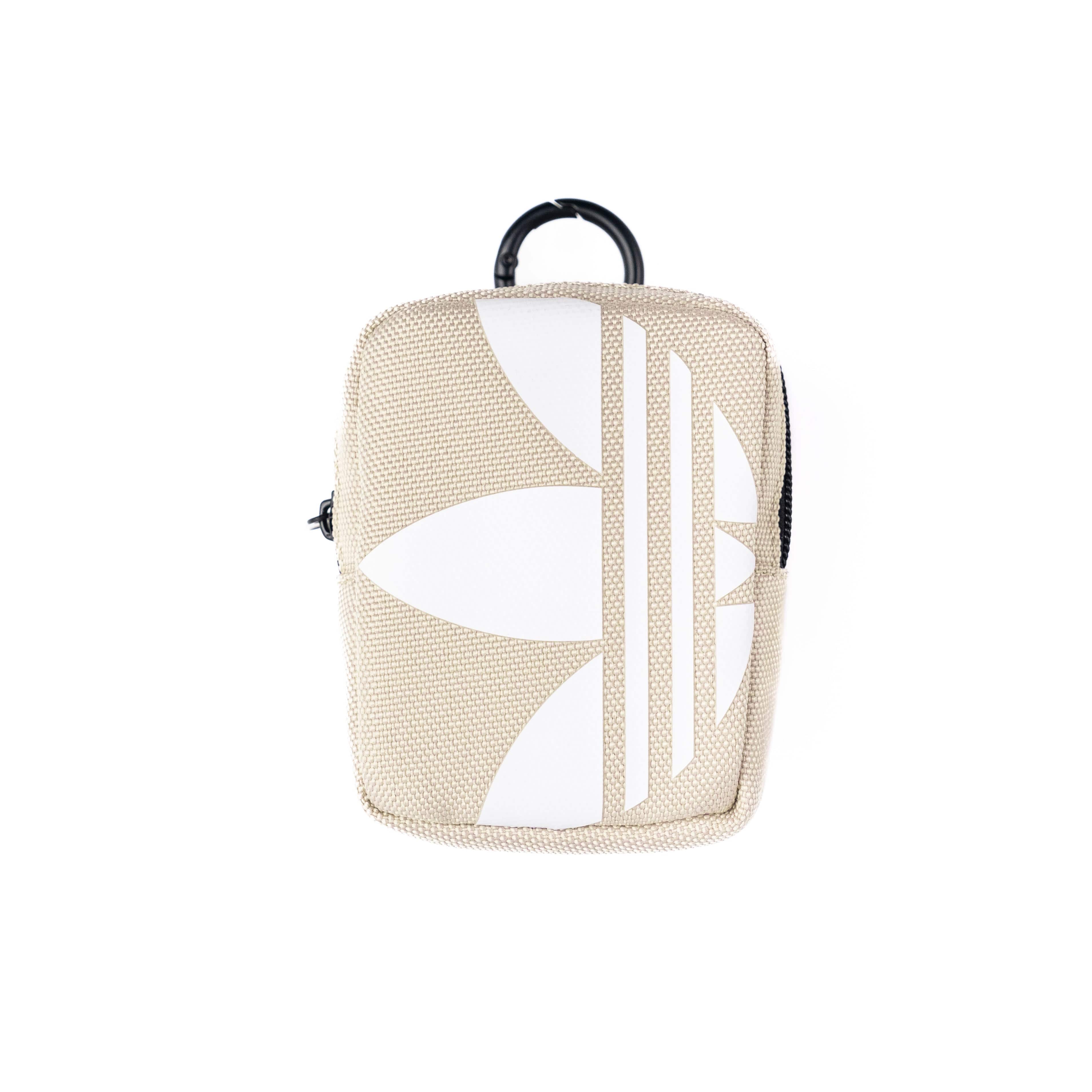 [OUTLET] ユニバーサルポーチ スモール Taupe(トープ)/Beige(ベージュ)/White(ホワイト) Small Tech Pouch ロゴ イヤホン/ガジェット/小物入れ リング(カラビナ)付 adidas Originals[アディダス オリジナルス] ベージュ/ホワイト 51725 (IQ5120)