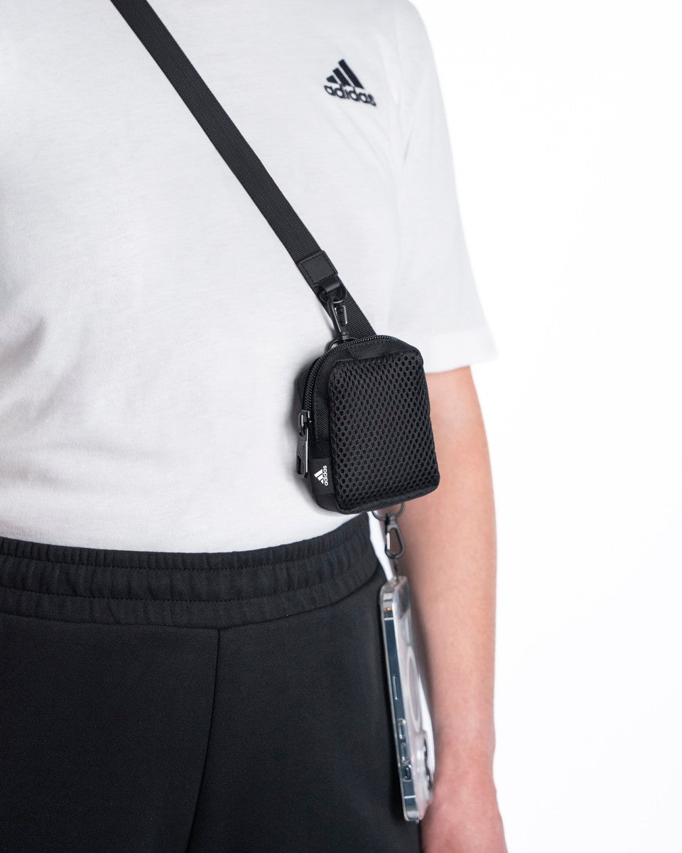 [OUTLET] フォンネックストラップ ショルダーストラップ ワイド幅 フォンタブ付 Universal Necklace Wide Lucid Black(ブラック)/White(ホワイト) adidas SPORTSWEAR[アディダス スポーツウェア] ブラック/ホワイト 53682 (IR3623)