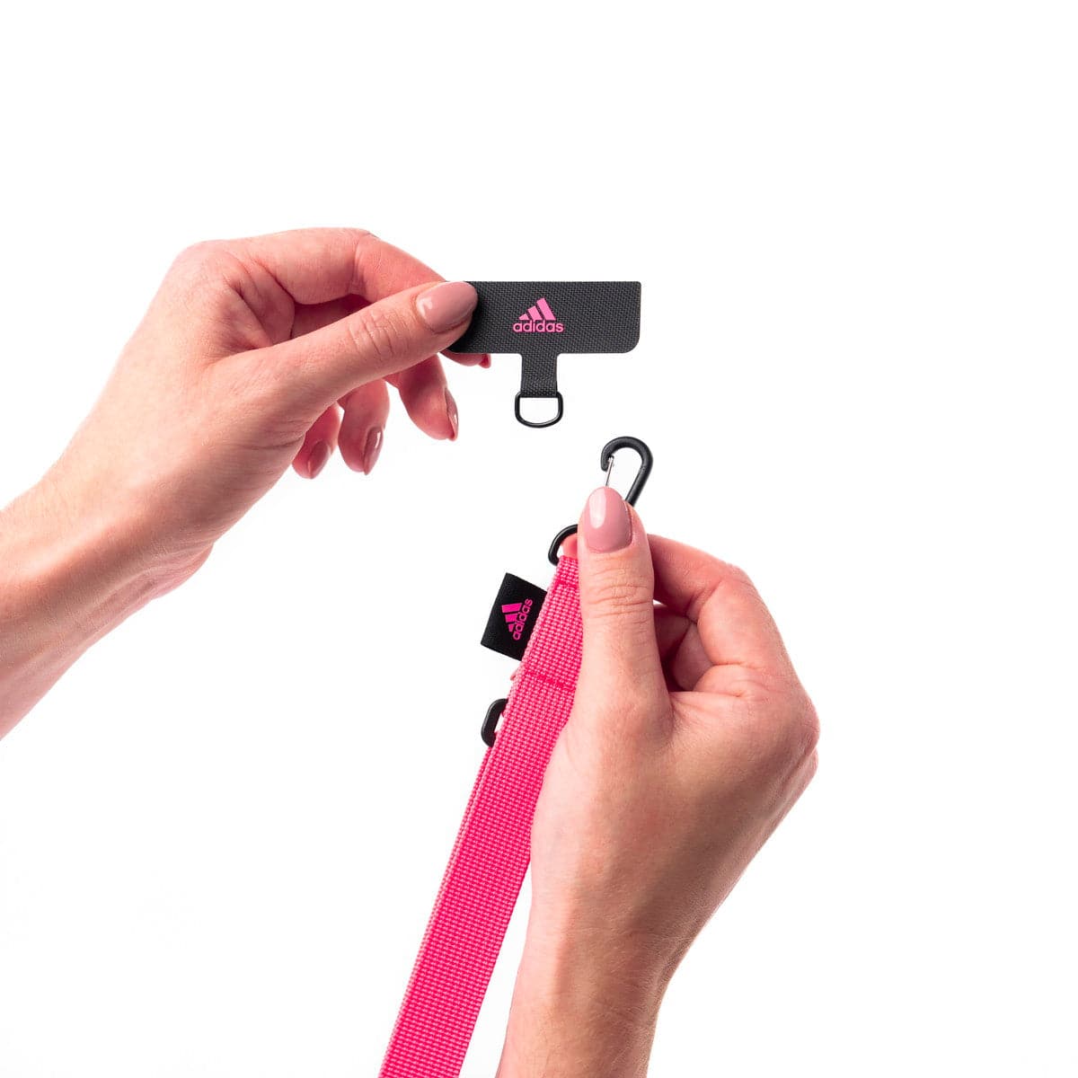 [OUTLET] フォンネックストラップ ショルダーストラップ ワイド幅 フォンタブ付 Universal Necklace Wide Lucid Pink(ルーシッドピンク)/Black(ブラック) adidas SPORTSWEAR[アディダス スポーツウェア] ピンク/ブラック 53686 (IR3627)