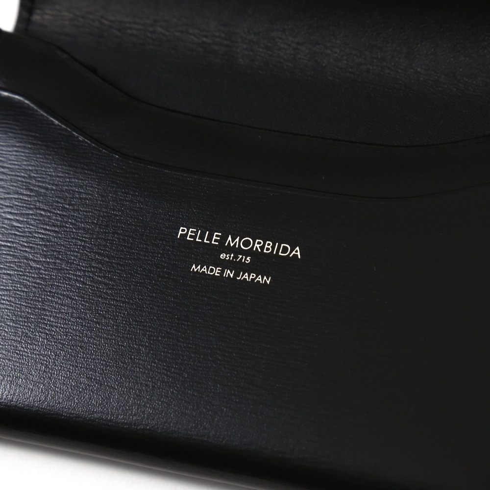 ペッレモルビダBA705-カードケース BLACK BLACK