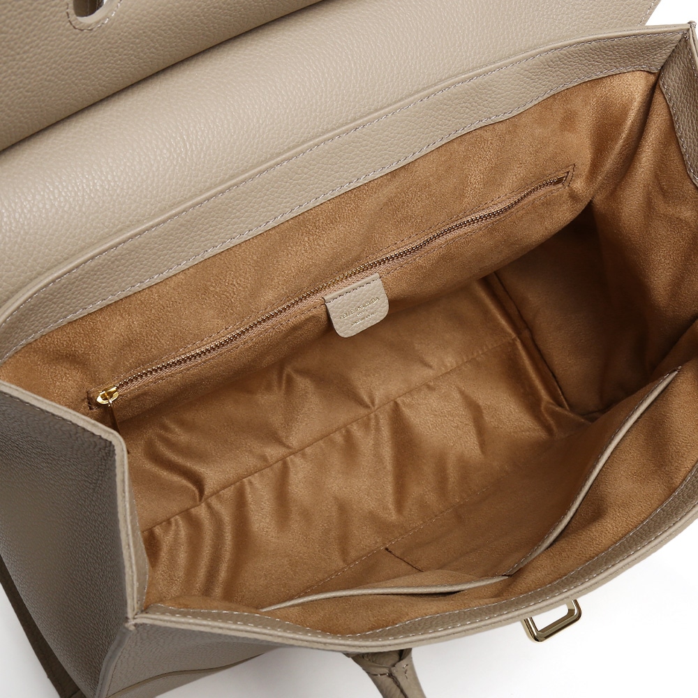ペッレモルビダVE102-フラップトートバッグ TAUPE(TAUPE): PELLE