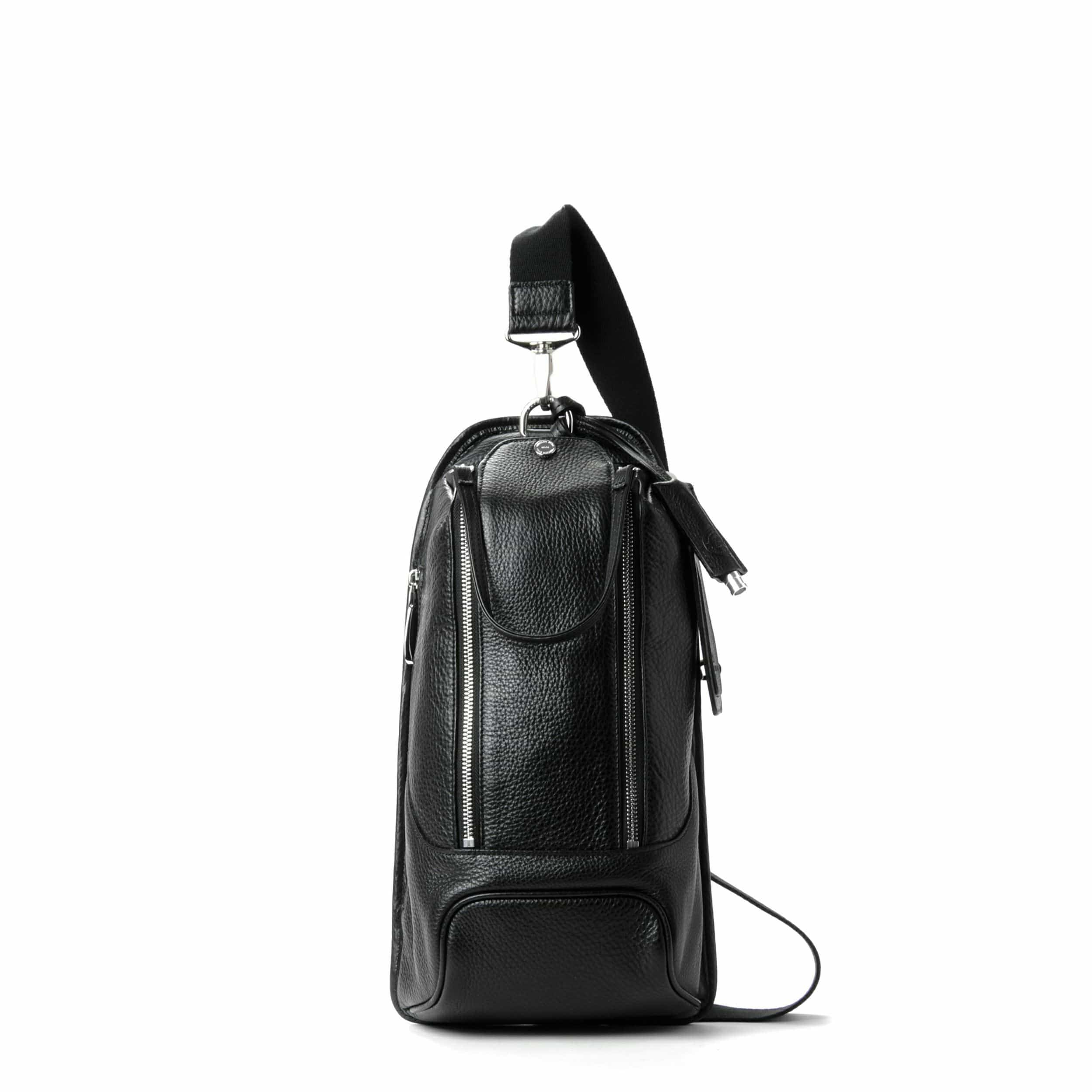 ペッレモルビダMB032A-ショルダーバッグ　BLACK