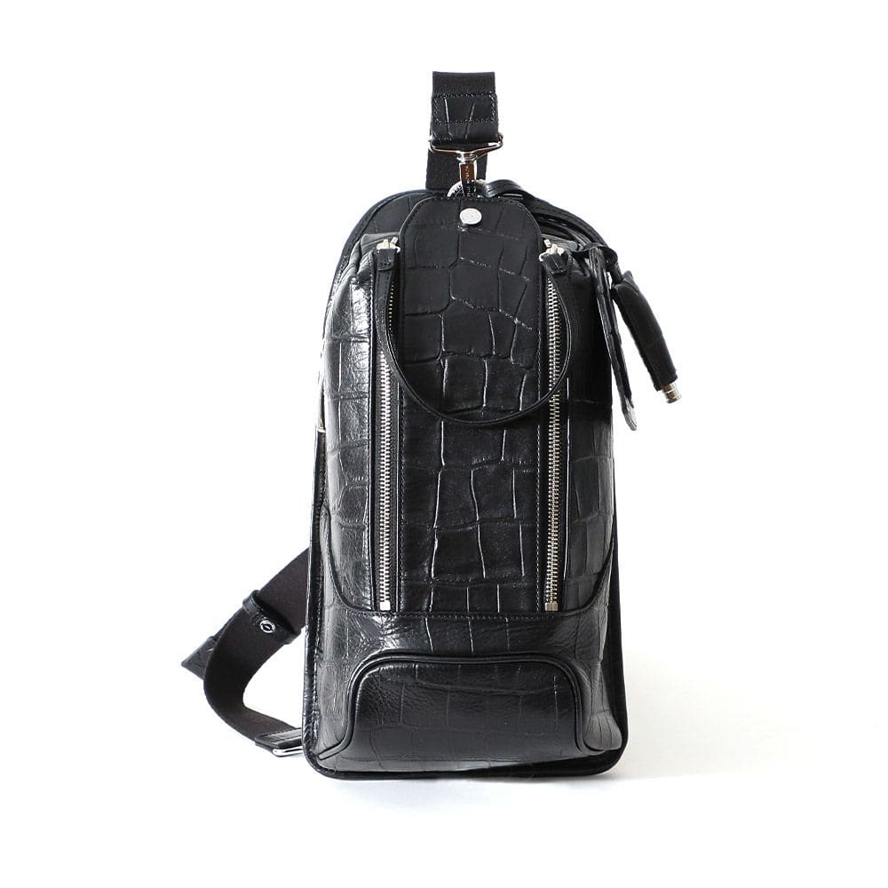 ペッレモルビダMB032AELE-ショルダーバッグ　BLACK