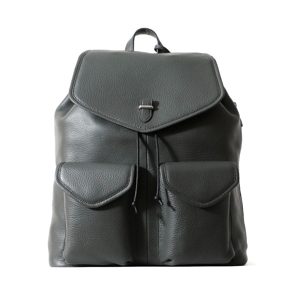 ペッレモルビダMB071－フラップバックパック　CHARCOAL GRAY
