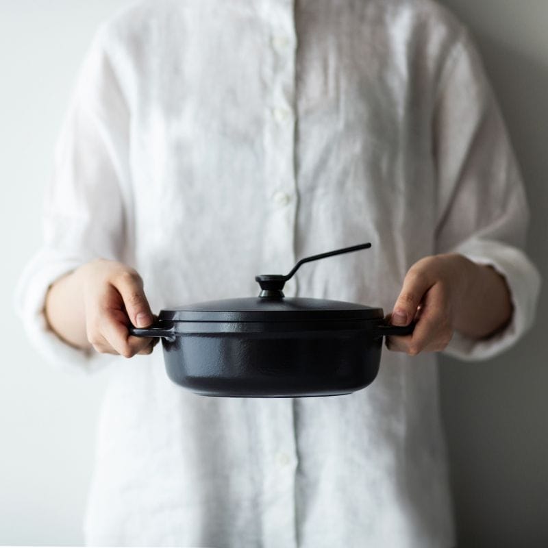 Vermicular バーミキュラ オーブンポット2 18cm 浅型 セルフスタンディングリッド マットカモミールイエロー OP2S18S-YL ◆送料無料◆ マットカモミールイエロー