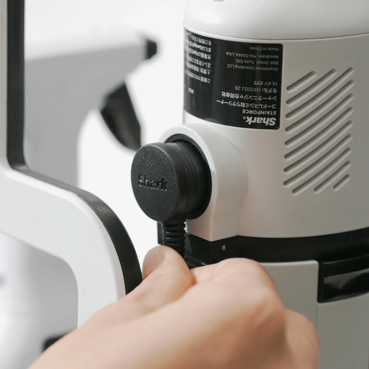 ｼｬｰｸ StainForce ｺｰﾄﾞﾚｽｸﾘｰﾅｰ HX100J(ホワイト): Shark｜JAL Mall