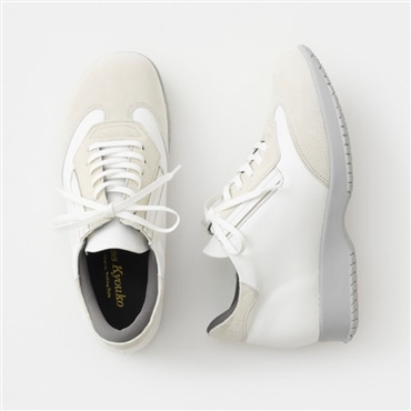 [ミスキョウコ]隠しゴムレースアップスニーカー 4E 102541 ホワイト 22.0cm